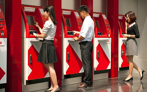 Techcombank bao lai gan 950 ty dong hinh anh