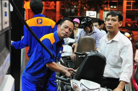 Gia xang tiep tuc giam hon 500 dong/lit hinh anh