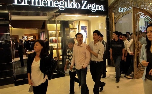 Trung tam thuong mai va bai hoc Trang Tien Plaza hinh anh