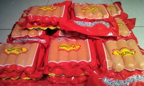 Xuc xich... ban cho ca an! hinh anh