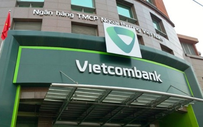 Vietcombank ban von tai MBBank, Eximbank, du thu 1.000 ty dong hinh anh