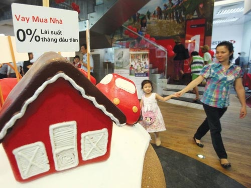 Thong doc: Siet cho vay tran lan bat dong san trung, cao cap hinh anh