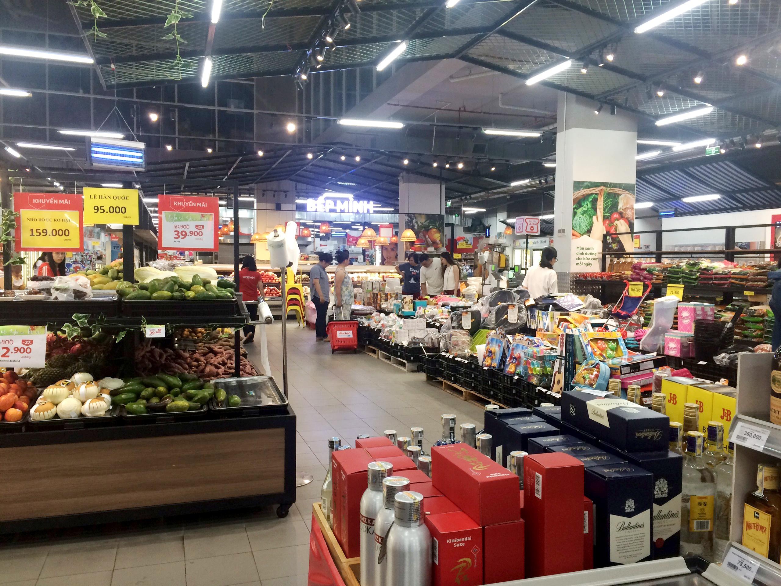 Auchan rut lui khoi thi truong Viet Nam anh 1