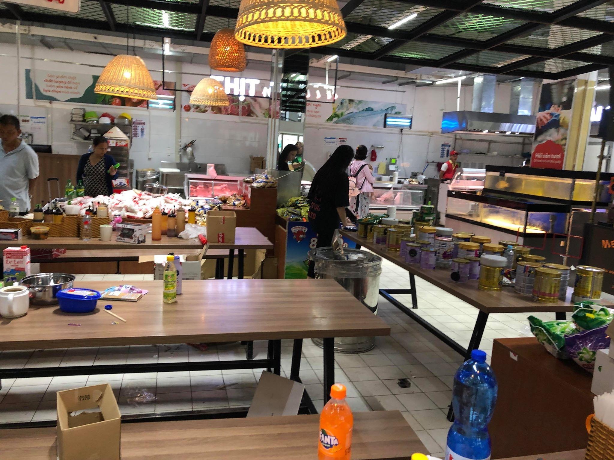 ý thức người Việt khi Auchan xả hàng ảnh 4 y thuc nguoi Viet khi Auchan xa hang anh 4