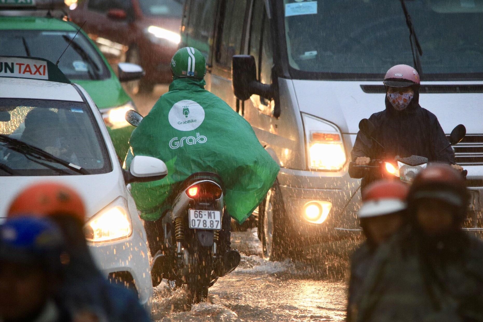 Grab bi Ngan hang Nha nuoc phat 120 trieu hinh anh