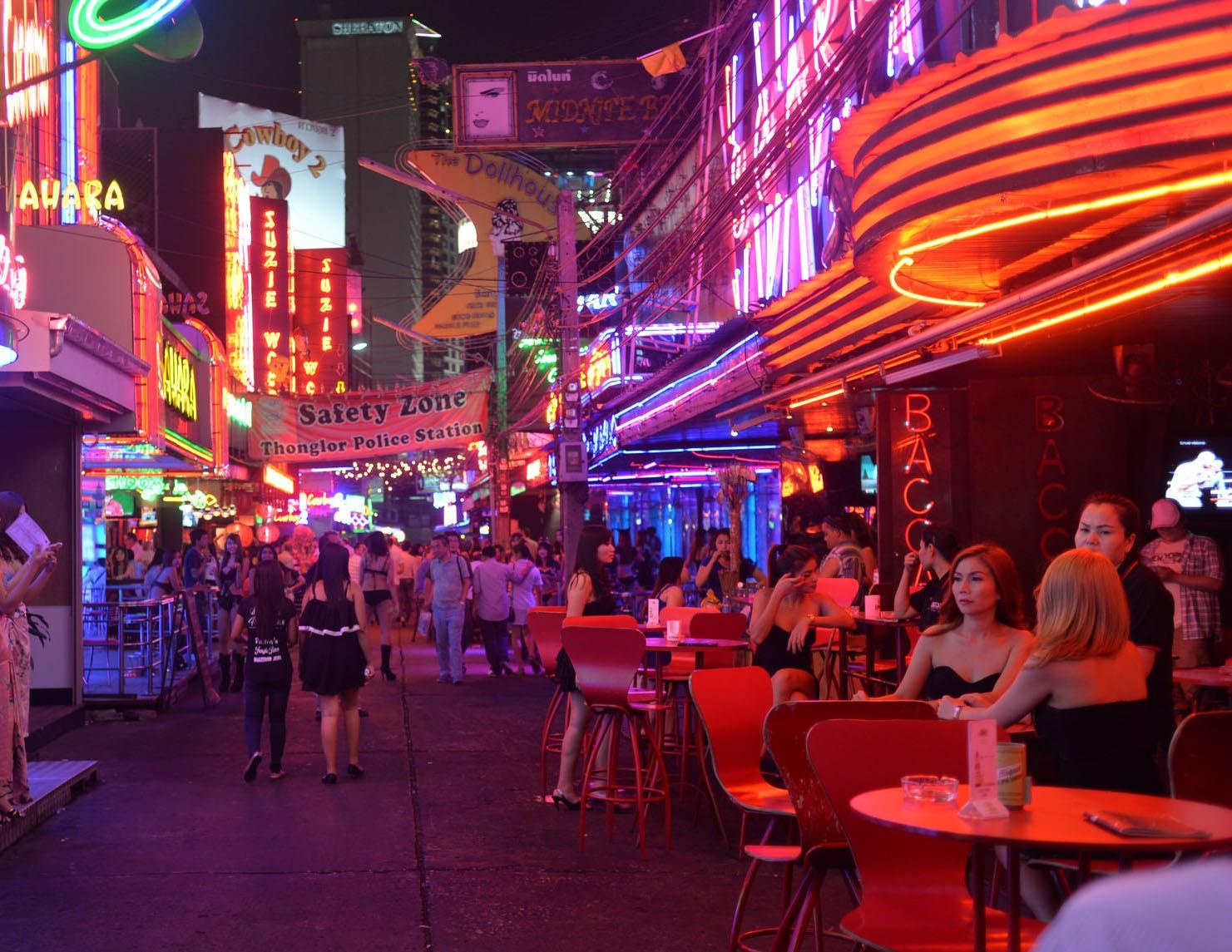 lenh gioi nghiem o Thai Lan anh 11