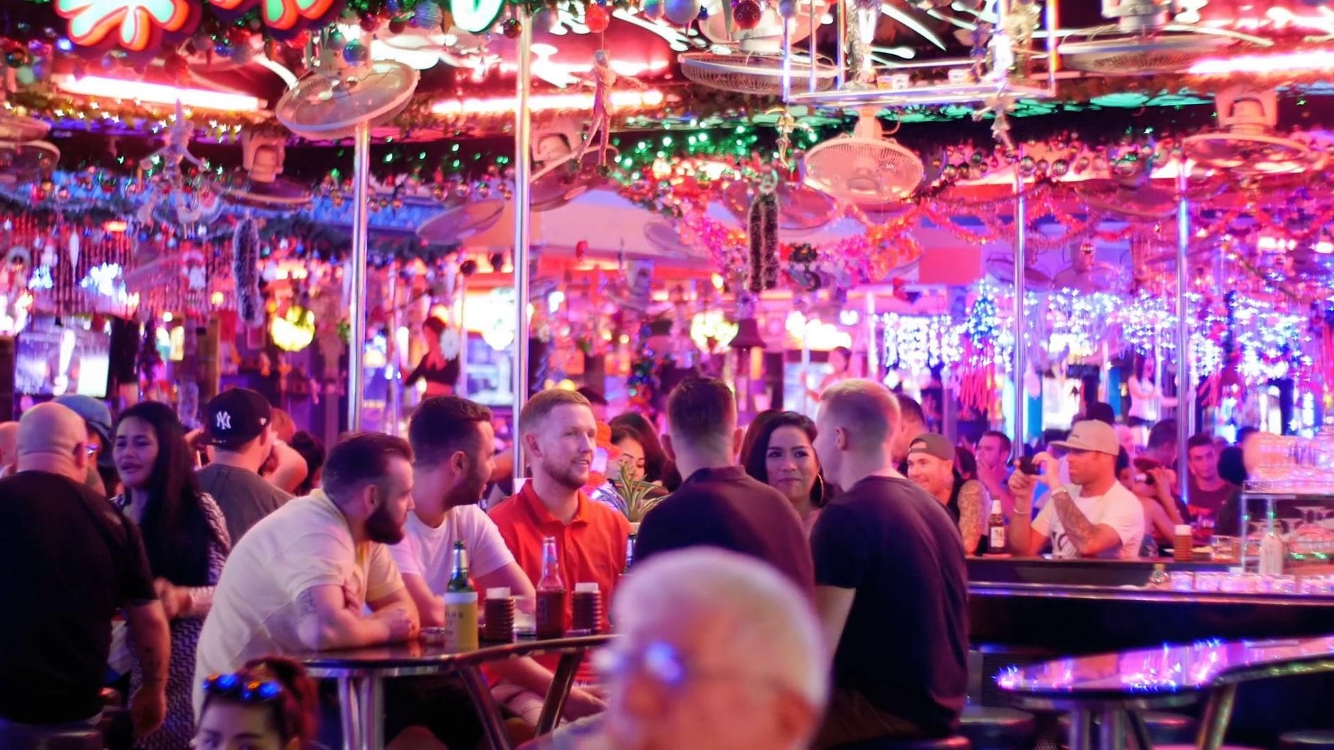 lenh gioi nghiem o Thai Lan anh 10