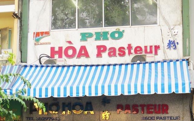 Pho Hoa Pasteur bi nem son va loat tiem pho hon 50 nam o Sai Gon hinh anh