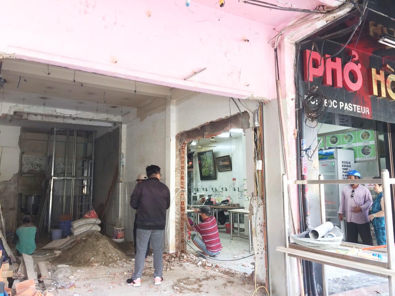 pho Hoa Pasteur tam dong cua anh 3