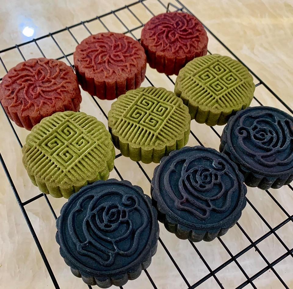 Banh trung thu la ngap tran cho mang anh 1