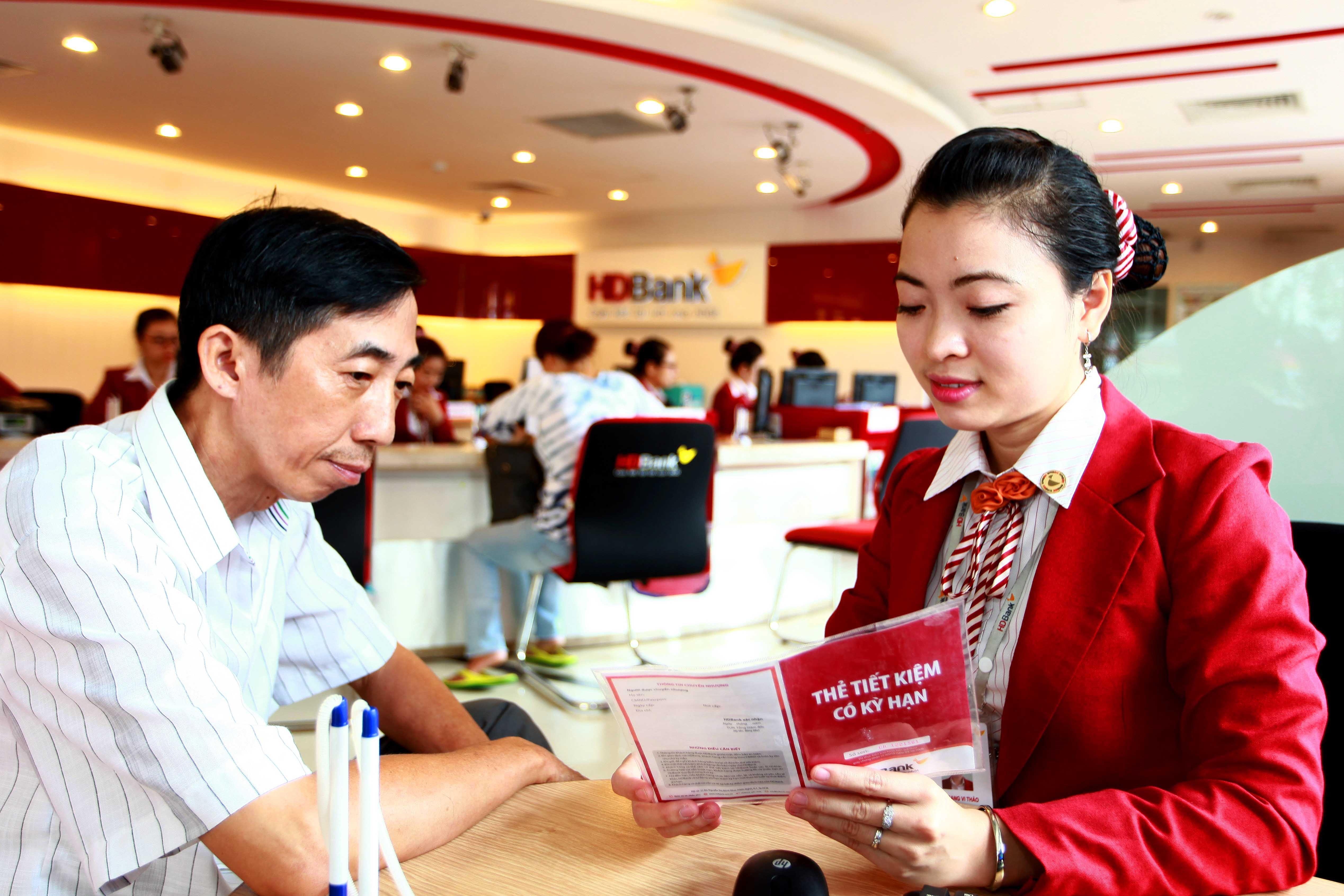 Can luu y nhung gi khi gui tiet kiem ngan hang? hinh anh