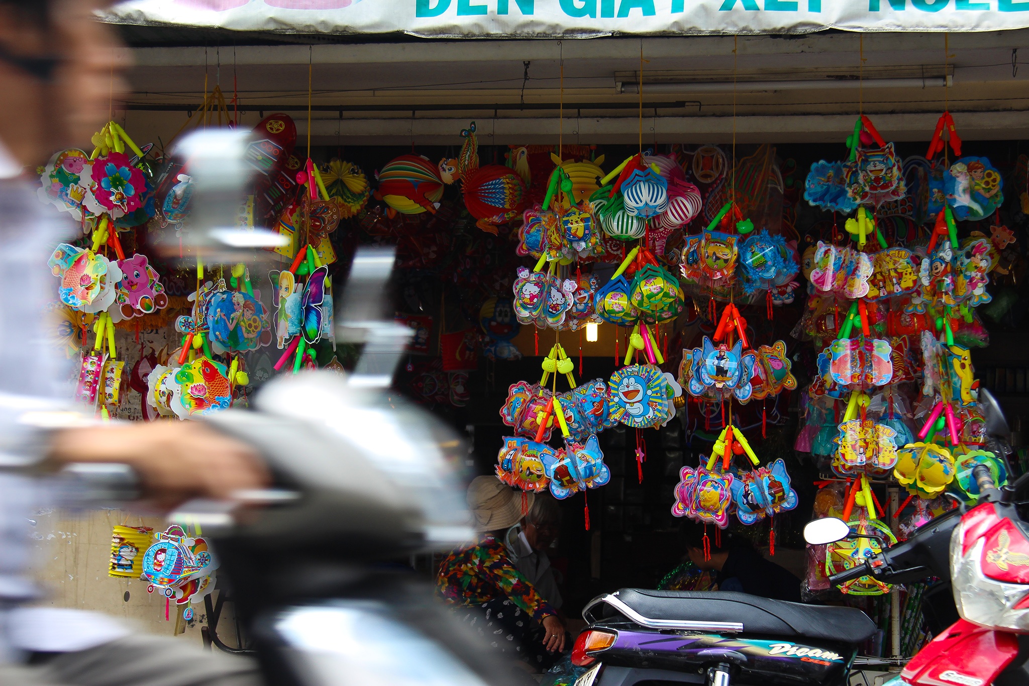 Ai còn làm lồng đèn truyền thống ảnh 2 Ai con lam long den truyen thong anh 2