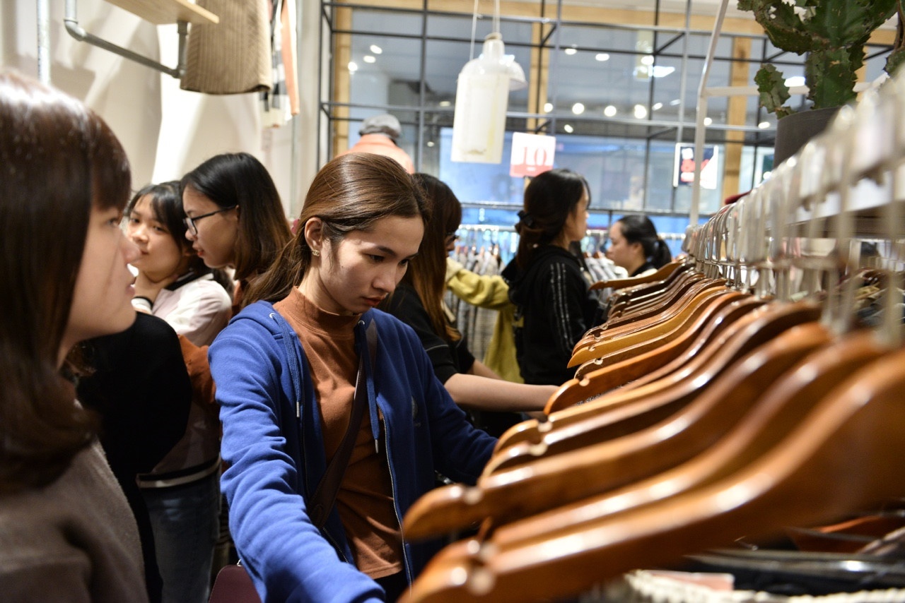 thoi trang nhanh Viet Nam anh 2