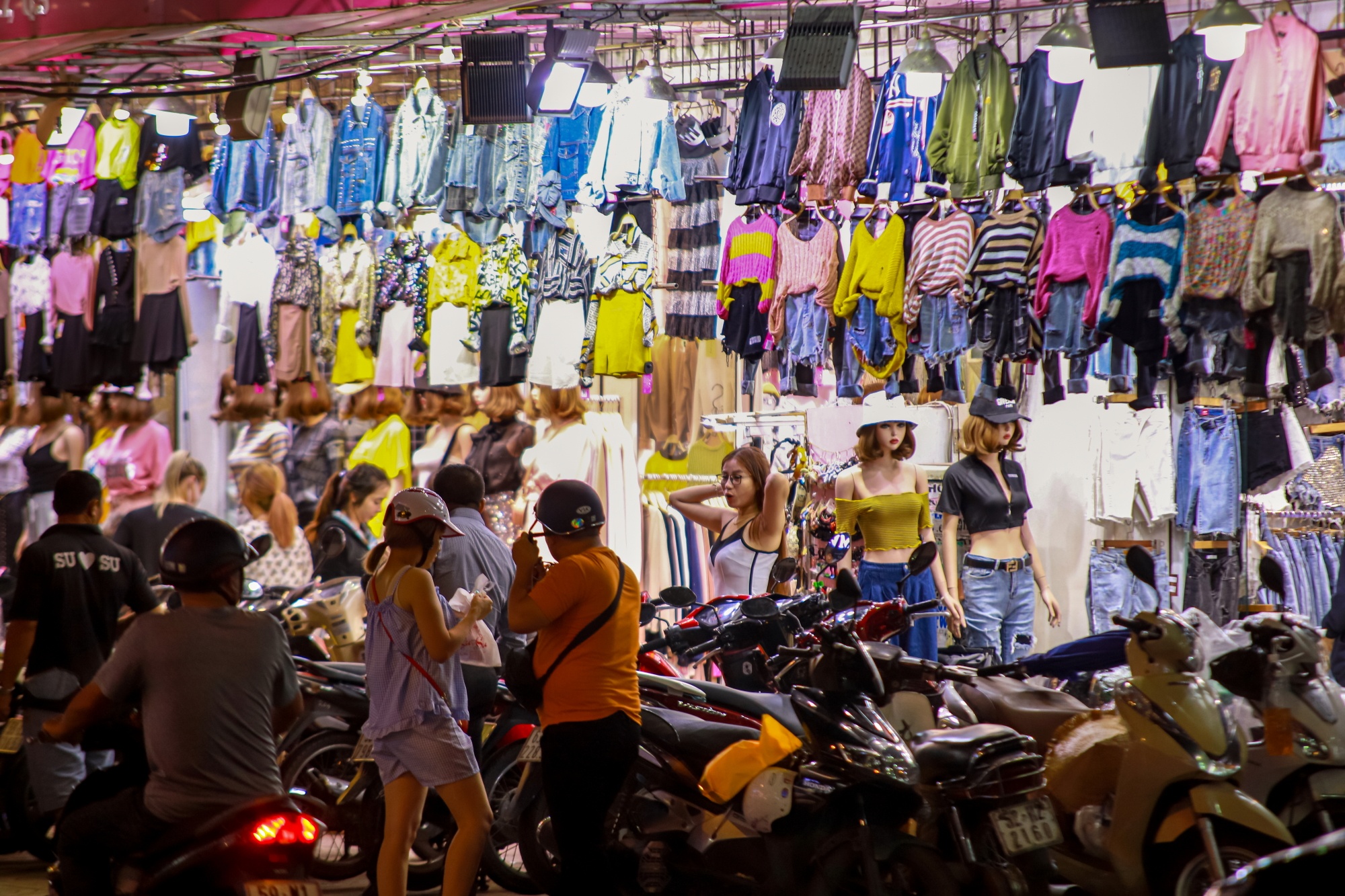 pho thoi trang Nguyen Trai anh 7