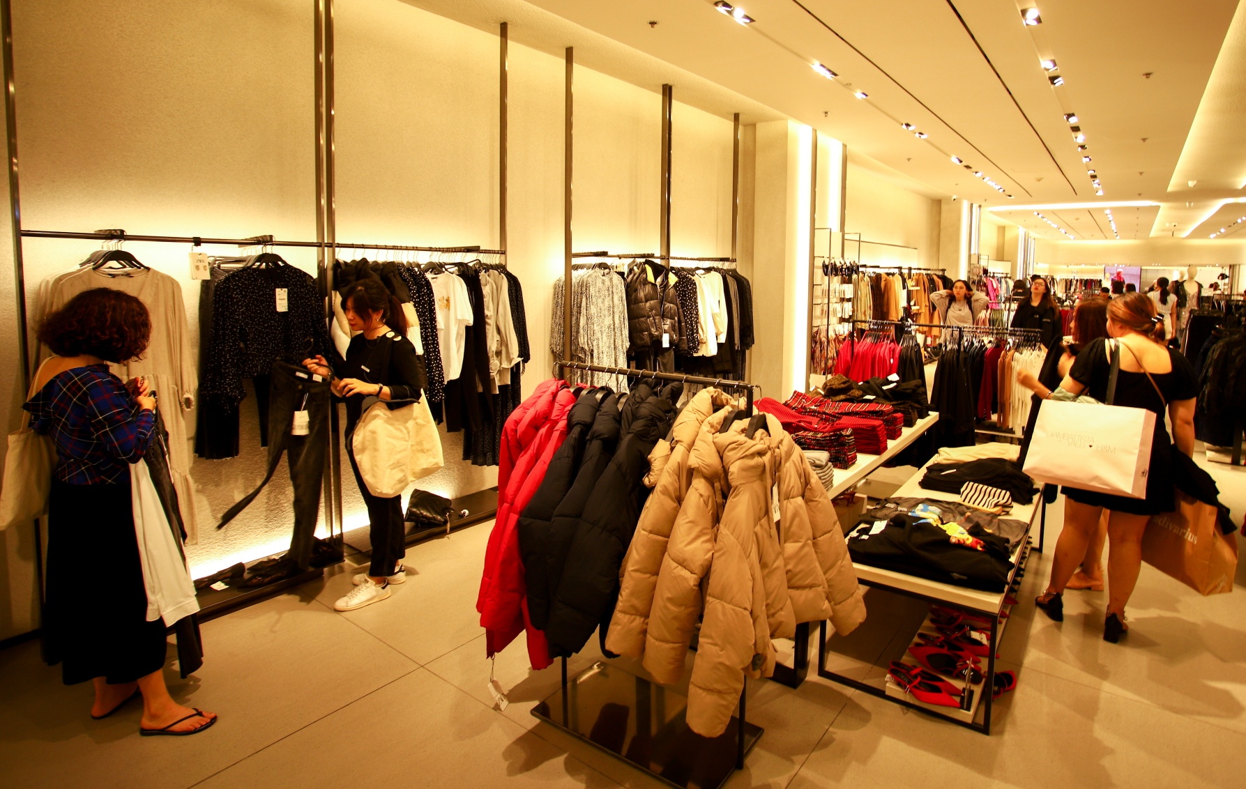 nga tu Le Thanh Ton - Dong Khoi anh 6