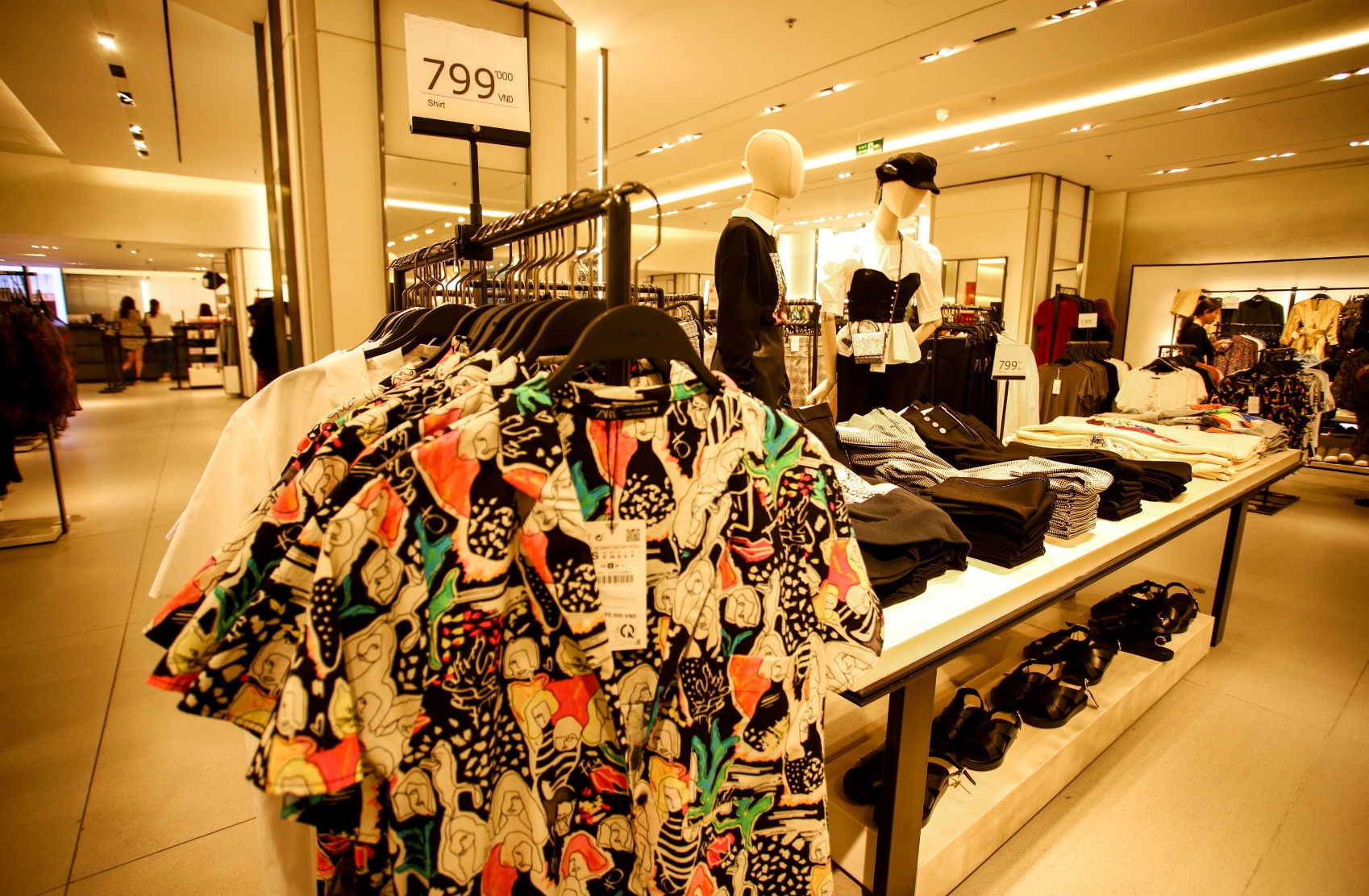 thoi trang Viet dat hon Zara va H&amp, M anh 2