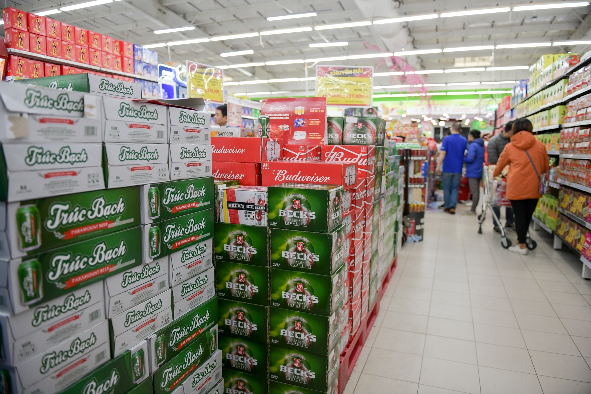 so gia tren san TMDT thay vi xep hang o sieu thi anh 3