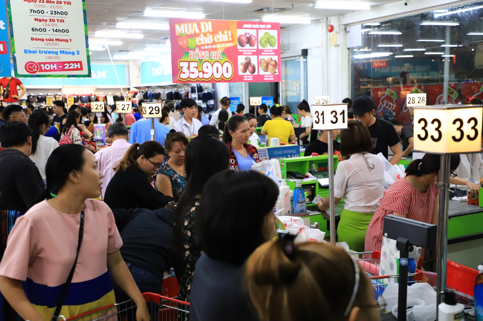 sam Tet trong sieu thi anh 1