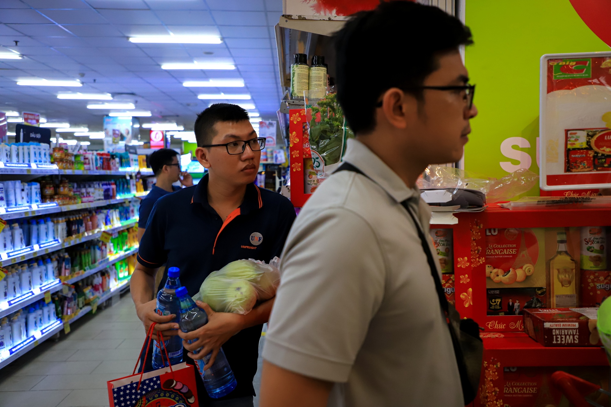 sam Tet trong sieu thi anh 5