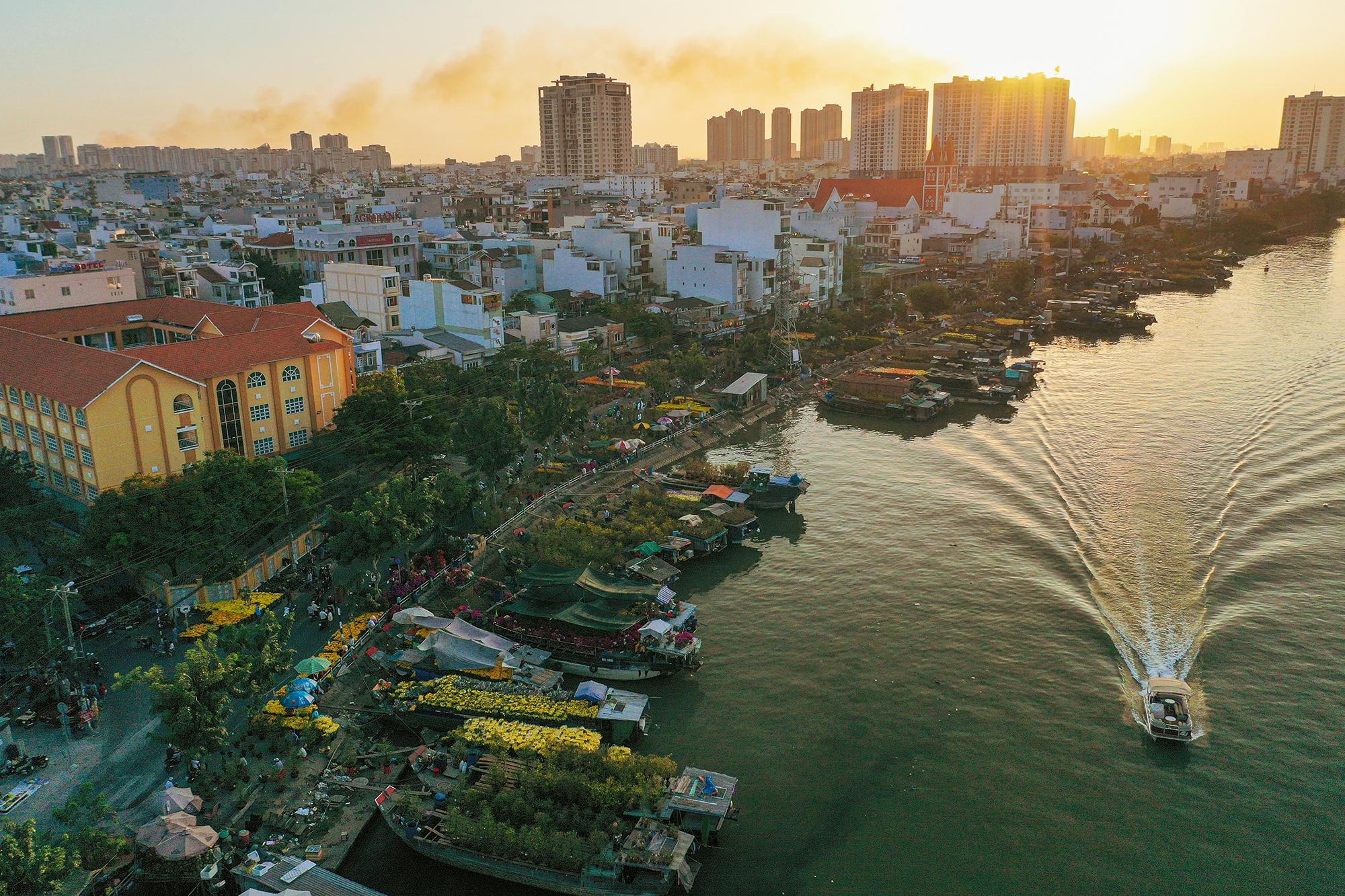 cho hoa noi TP.HCM anh 14