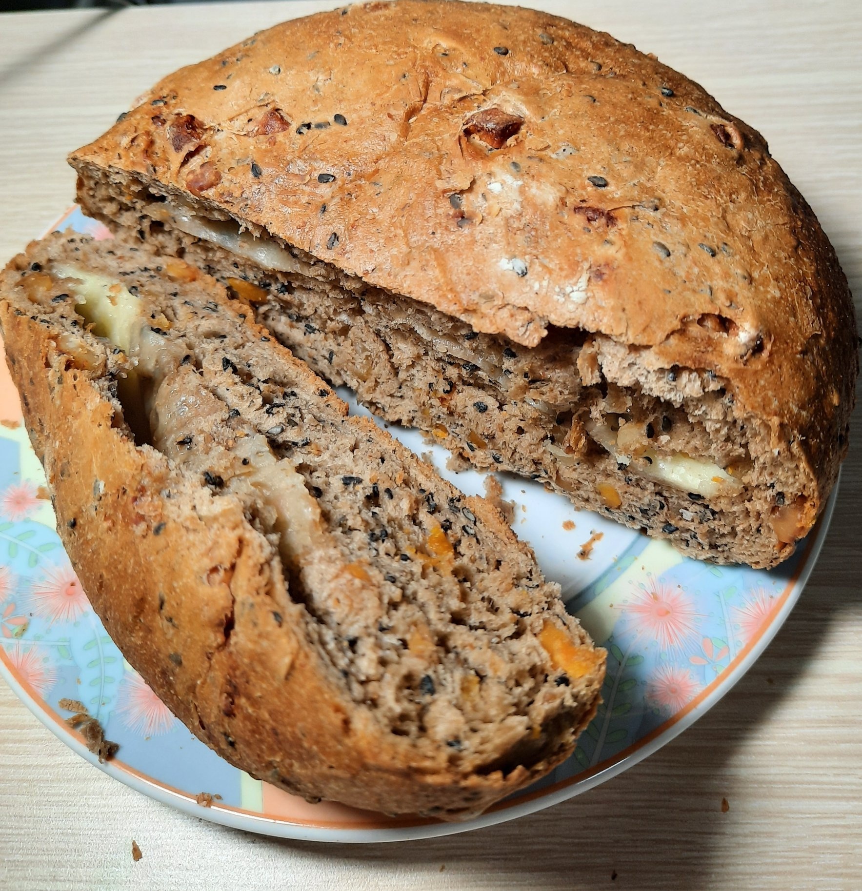 Banh mi dinh duong gan 100.000 dong/o tang y bac si anh 1