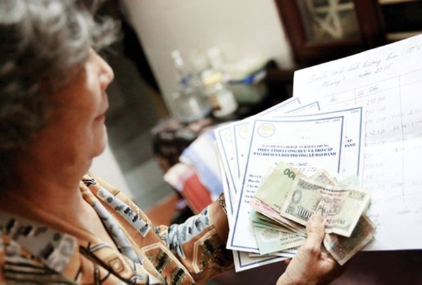 nhan luong huu qua buu dien anh 1