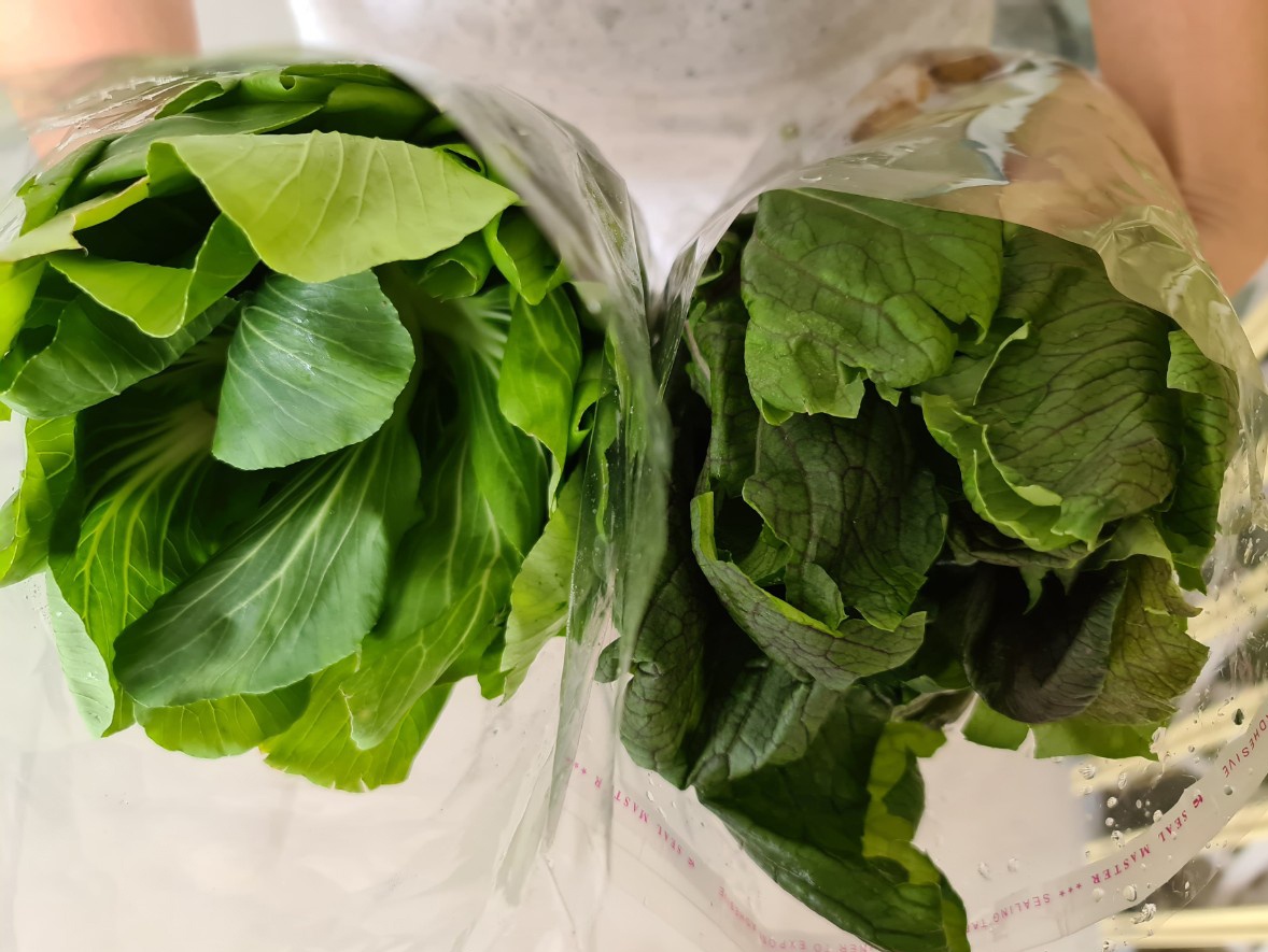 Mua ban tren 'cho chung cu' thoi Covid-19 hinh anh