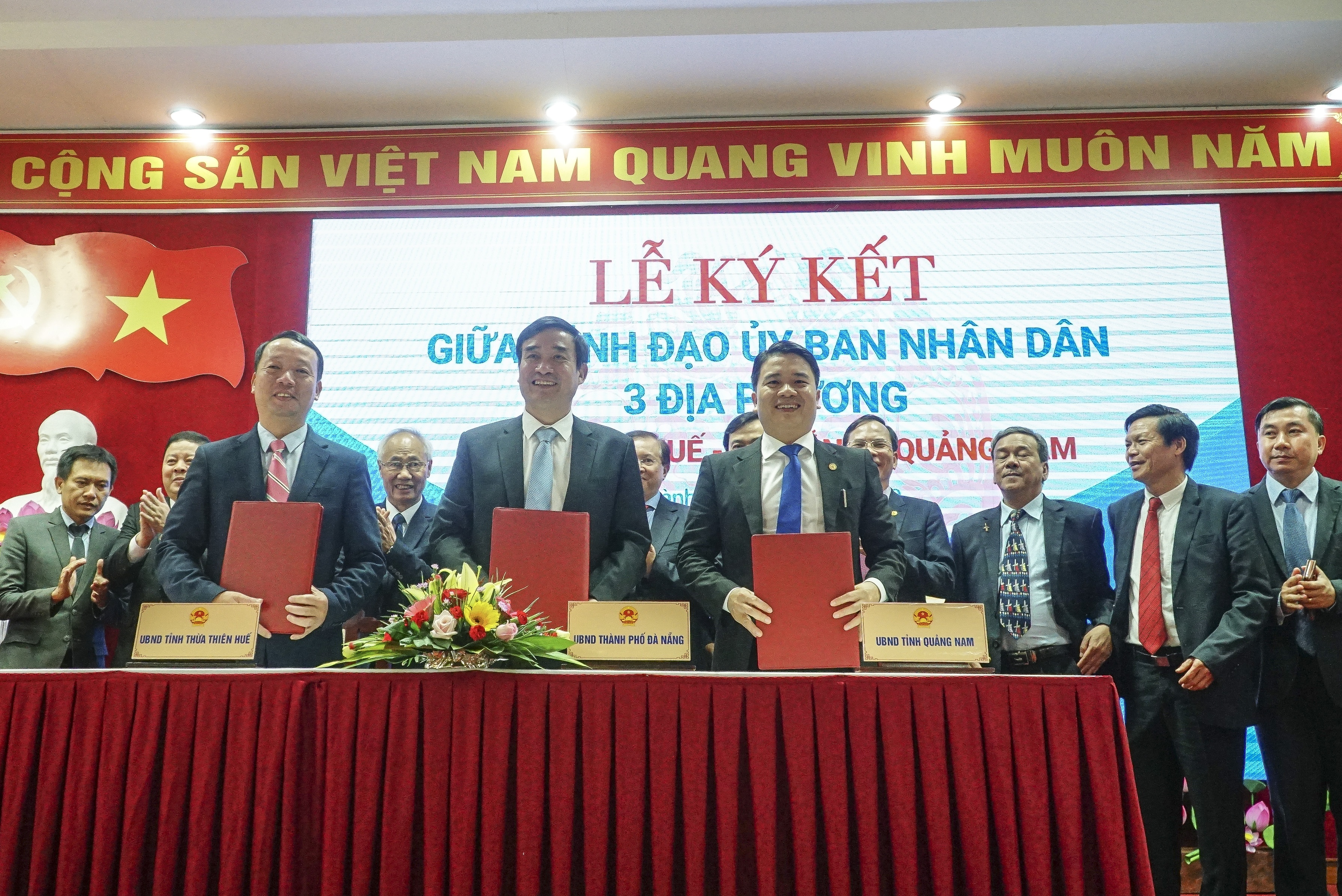 3 tinh mien Trung bat tay nhau phuc hoi du lich anh 1