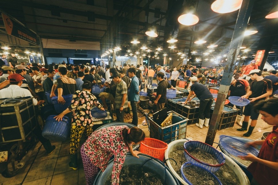 Mot cho dau moi o TP.HCM muon ban hang online hinh anh