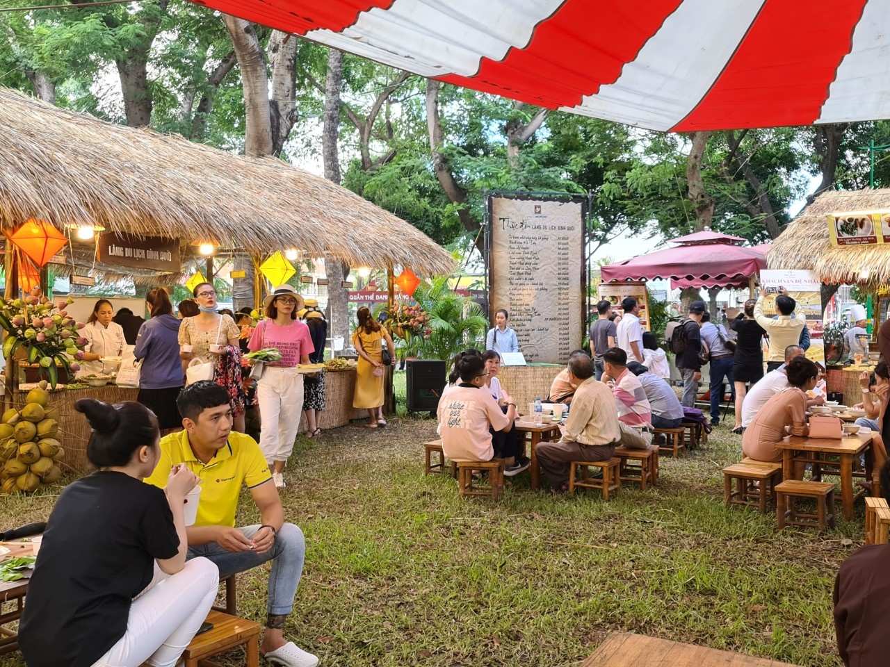 Cac doanh nghiep thu hon 40 ty dong tu Ngay hoi Du lich TP.HCM anh 2