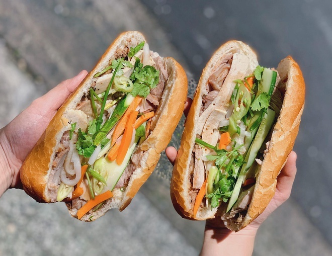 Banh mi Viet Nam duoc ban tai Nhat voi gia gan 80.000 dong hinh anh