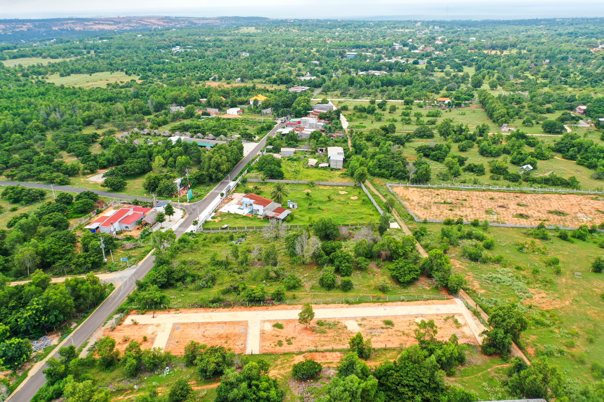 Cong trinh san bay Phan Thiet nhon nhip tro lai anh 13