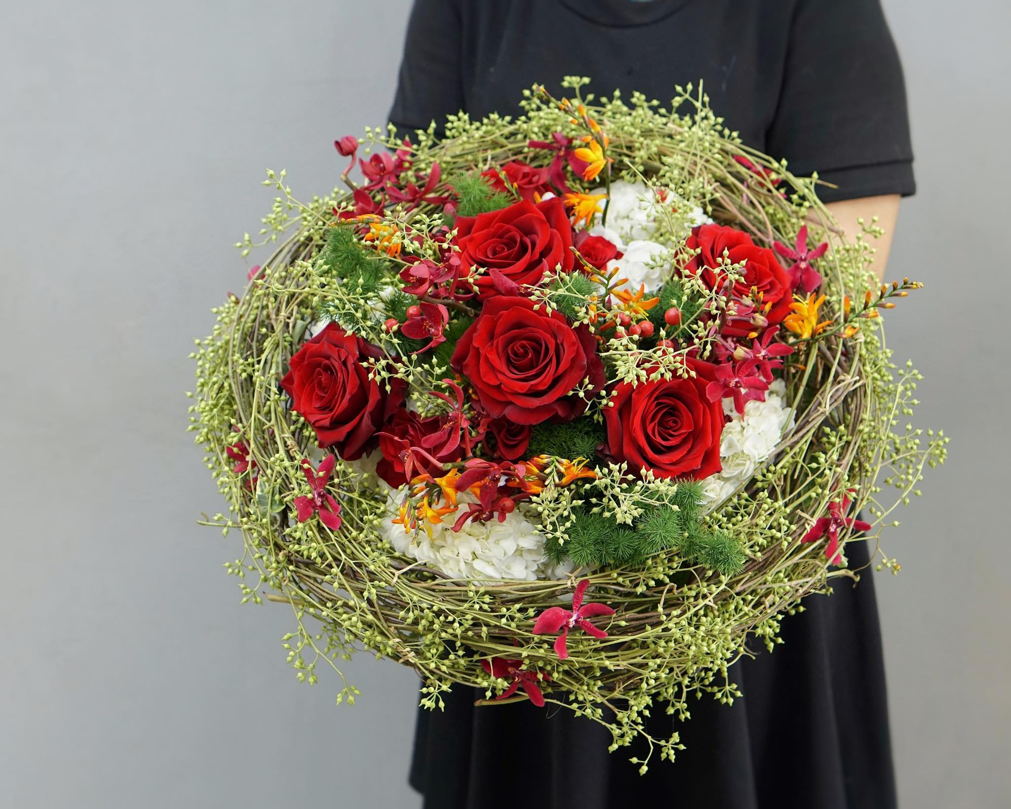 Khach hang it hao hung voi hoa duoi 5 trieu dip 20/10 hinh anh