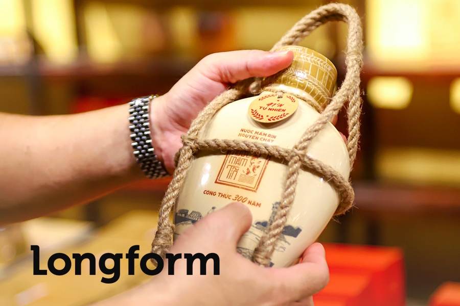 Tien si doc tram ty khoi phuc thuong hieu nuoc mam 300 nam hinh anh