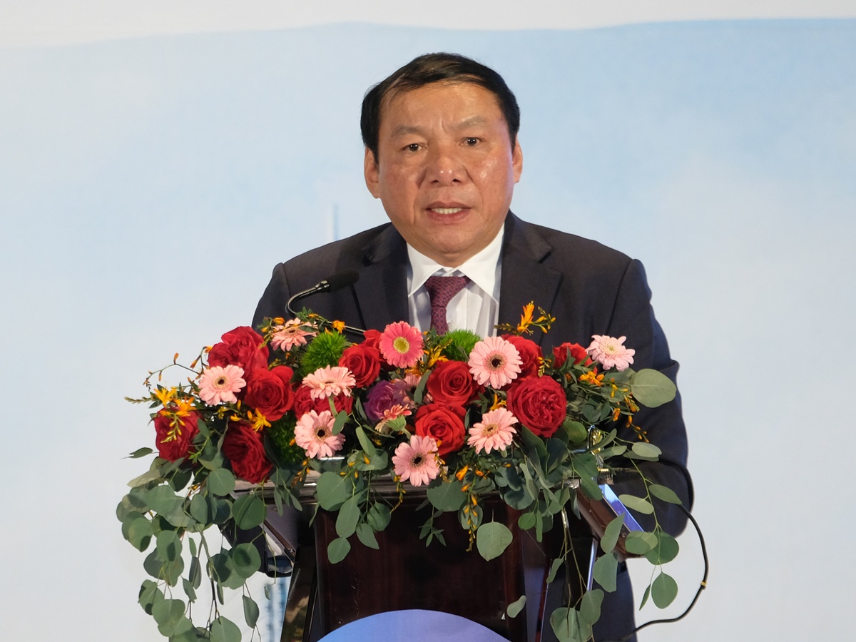 Du lich Hue len mang xa hoi de kich cau anh 2