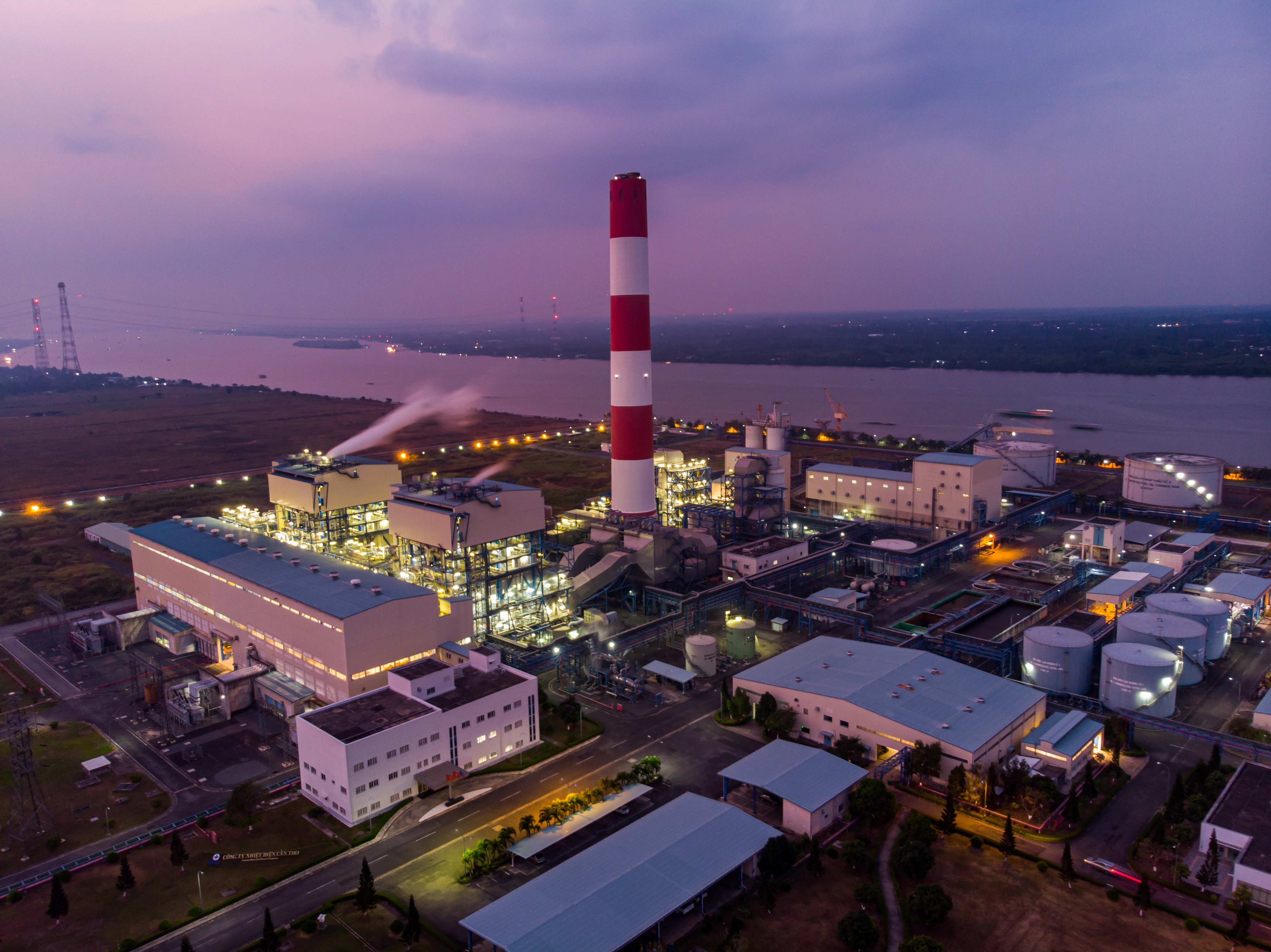 Cong ty con tri gia 2 ty USD cua EVN sap IPO hinh anh