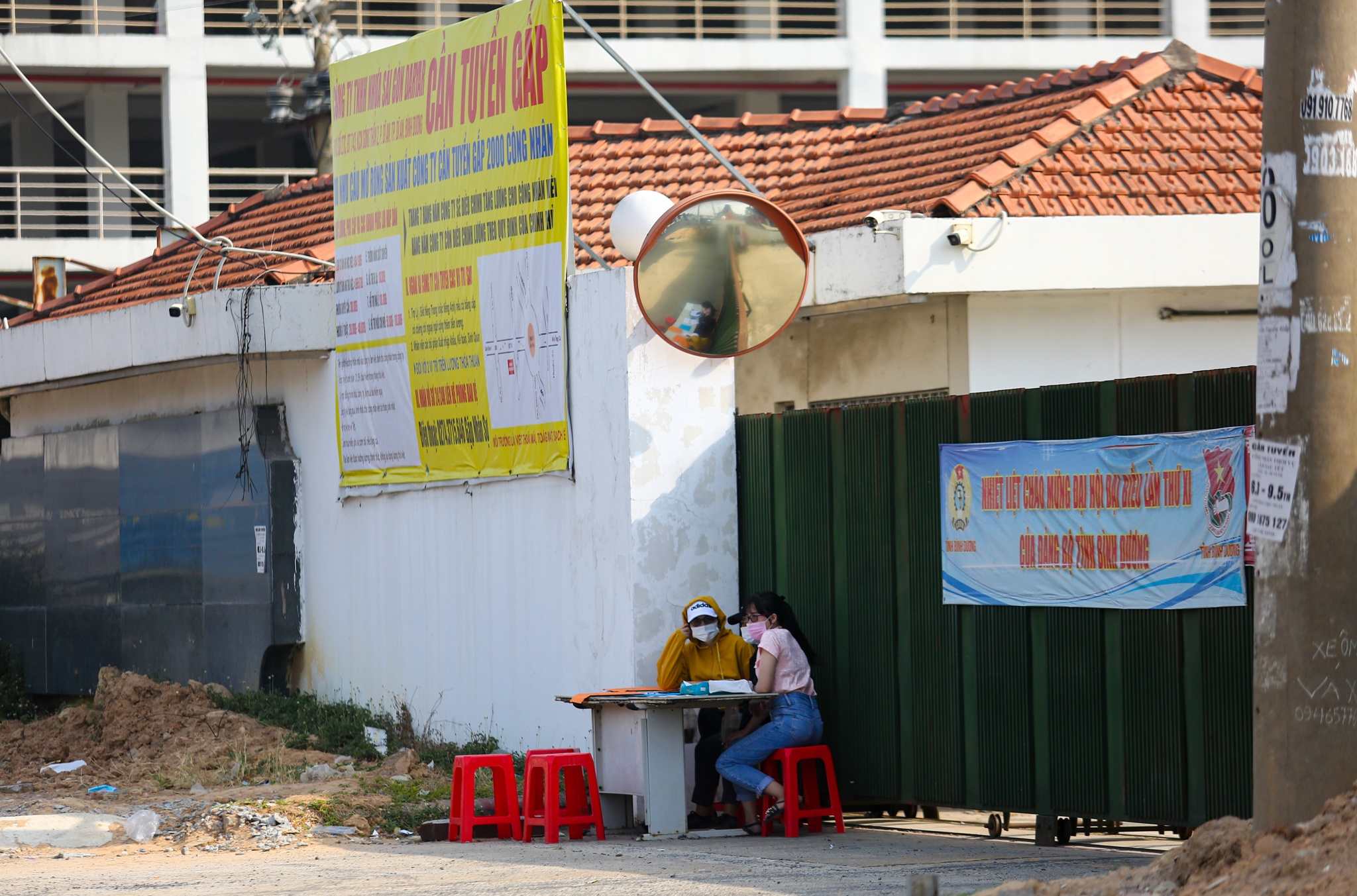 Do mat tim lao dong sau Tet anh 1