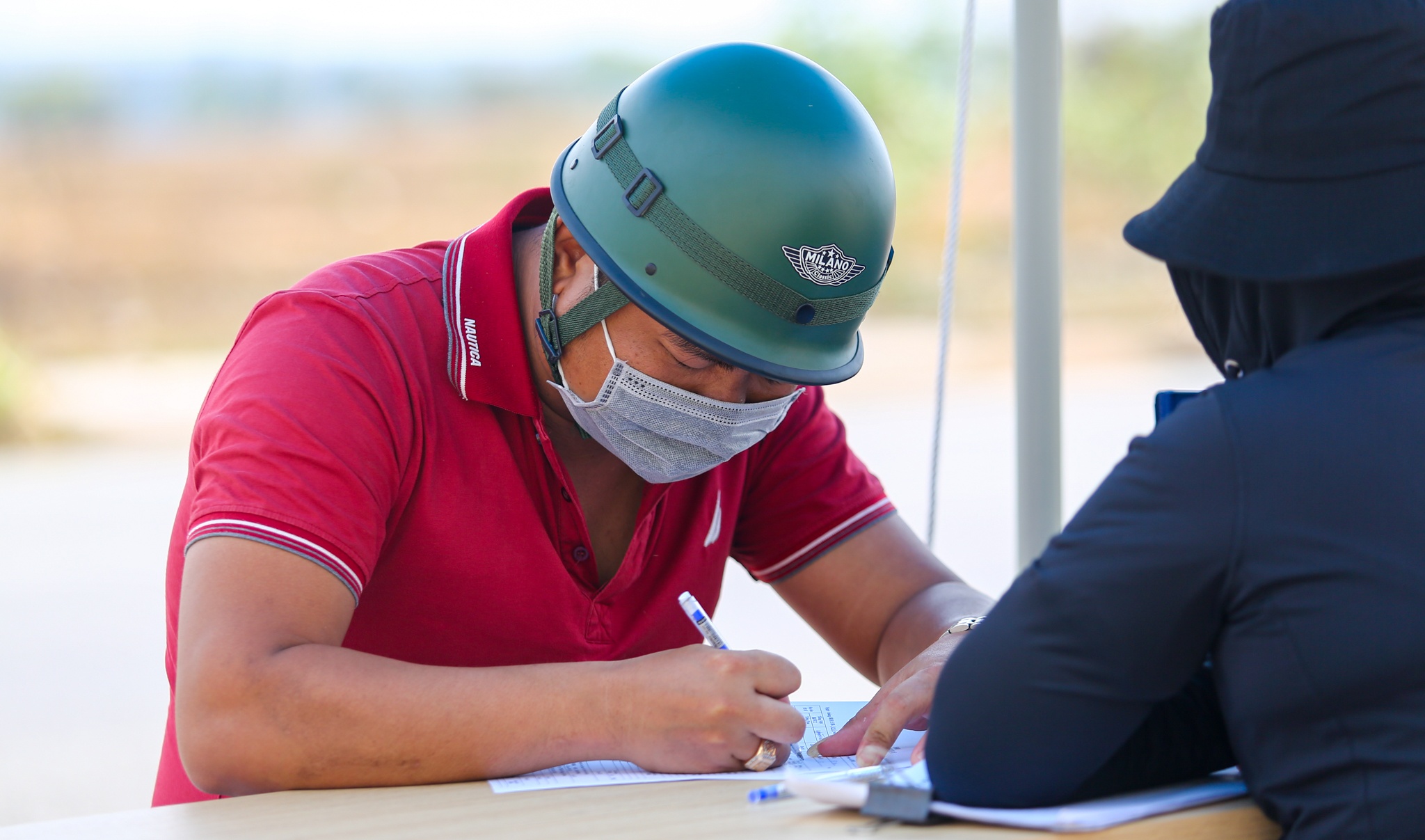 Do mat tim lao dong sau Tet anh 4