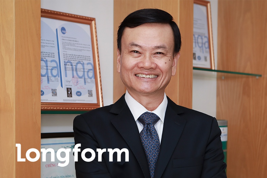 Chu tich Ton Dong A: ‘25 nam qua toi chi biet san xuat ton, thep’ hinh anh