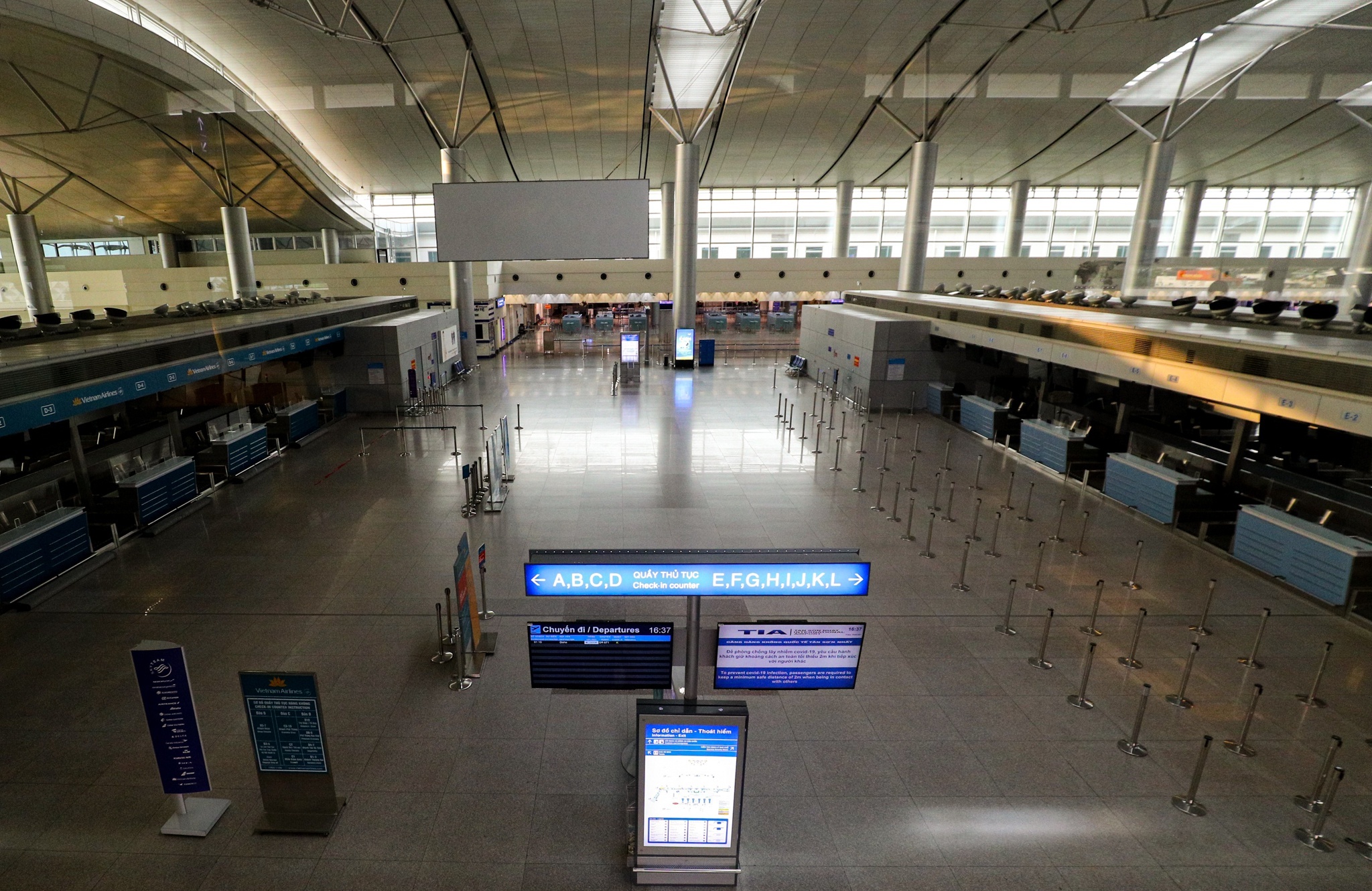 Du lich can kiet dong tien anh 2