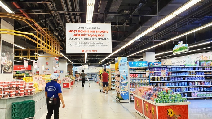 Lotte Mart Dong Da dong cua anh 1