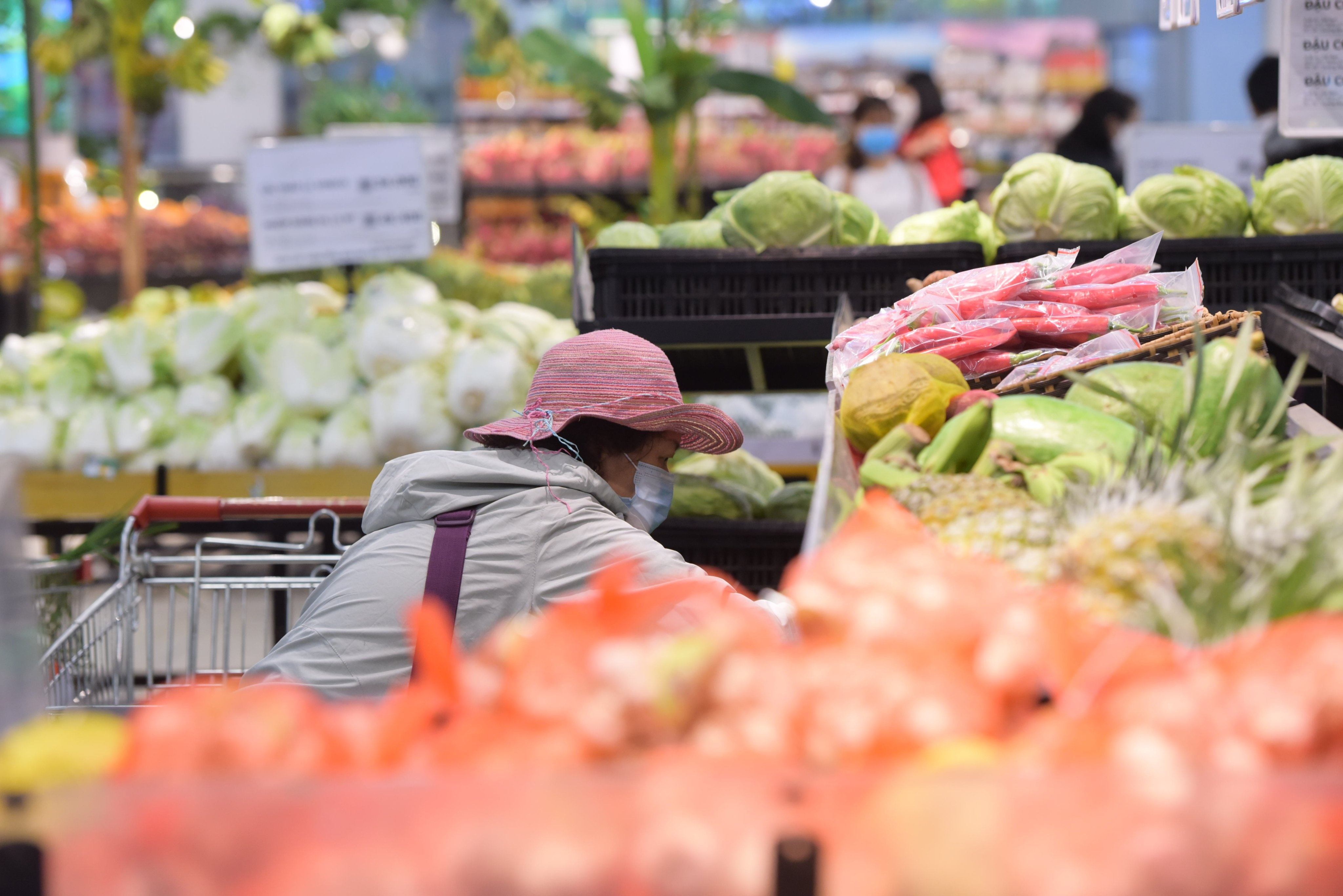 Sieu thi tang nguon cung khi TP.HCM nang muc do gian cach anh 1