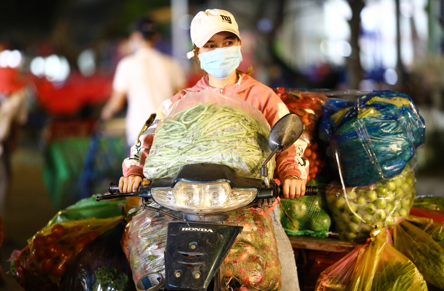 Khach don den sieu thi anh 3