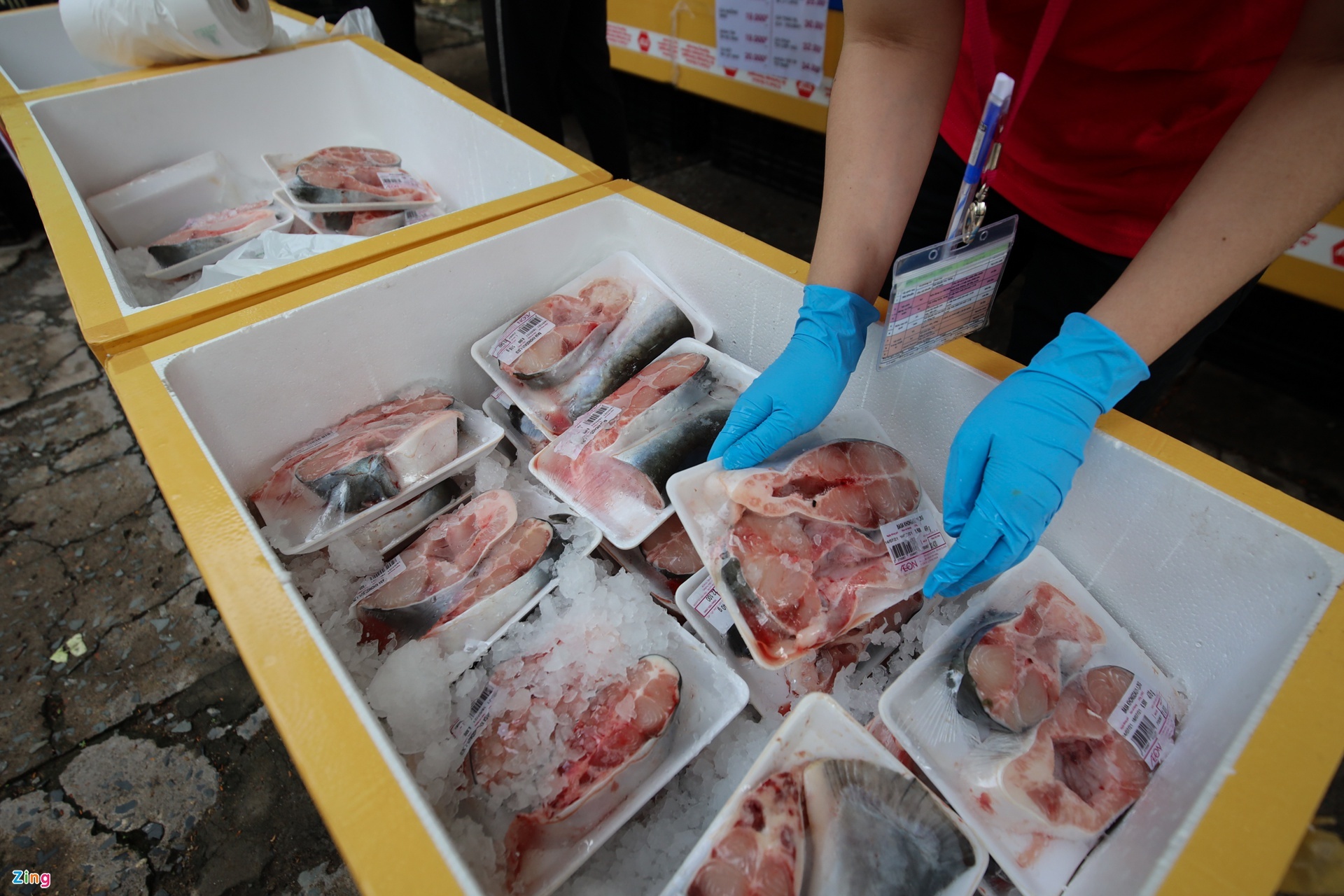 Sieu thi tim cach giam tai anh 2