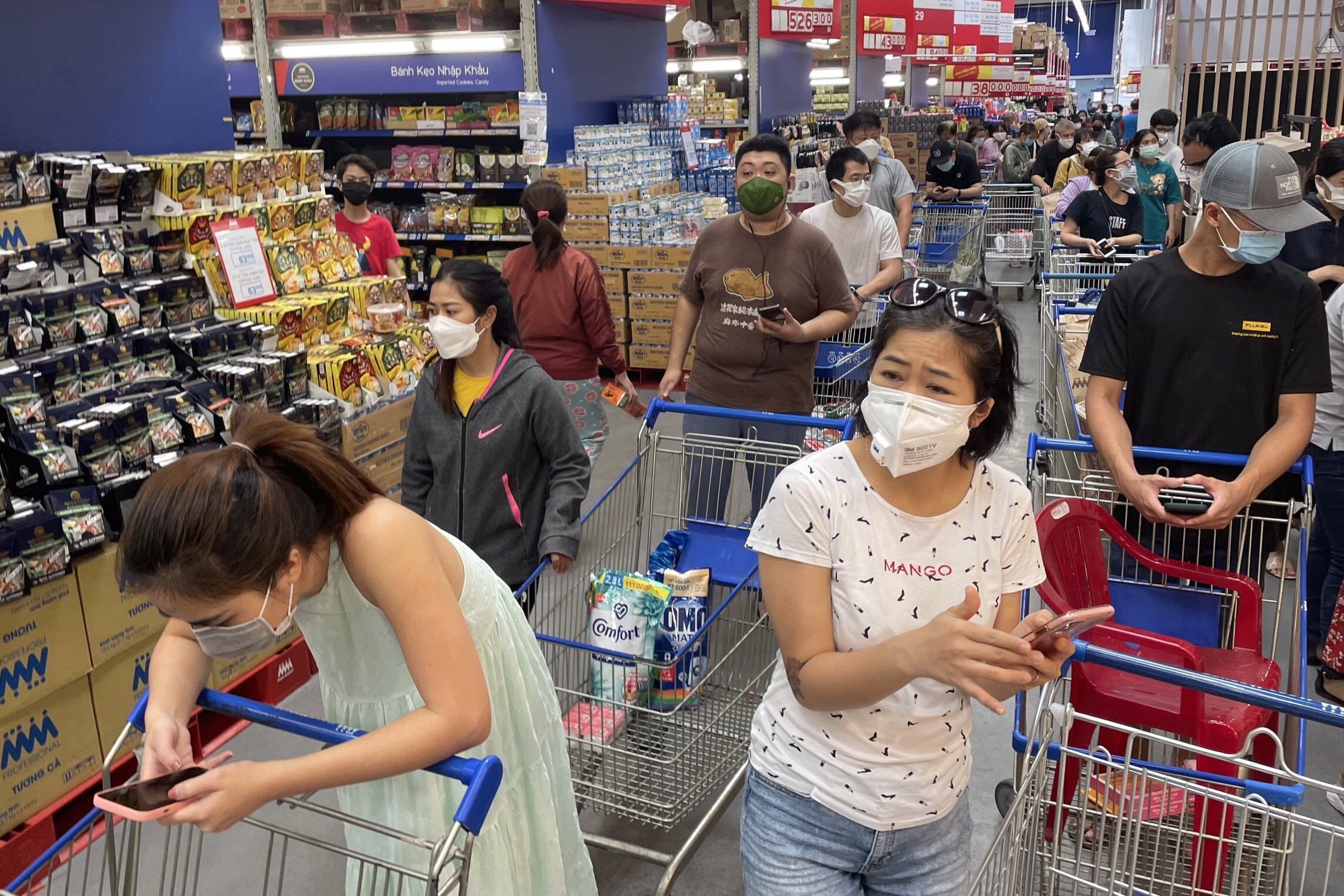 Sieu thi TP.HCM bot qua tai nho phat phieu hen gio anh 11