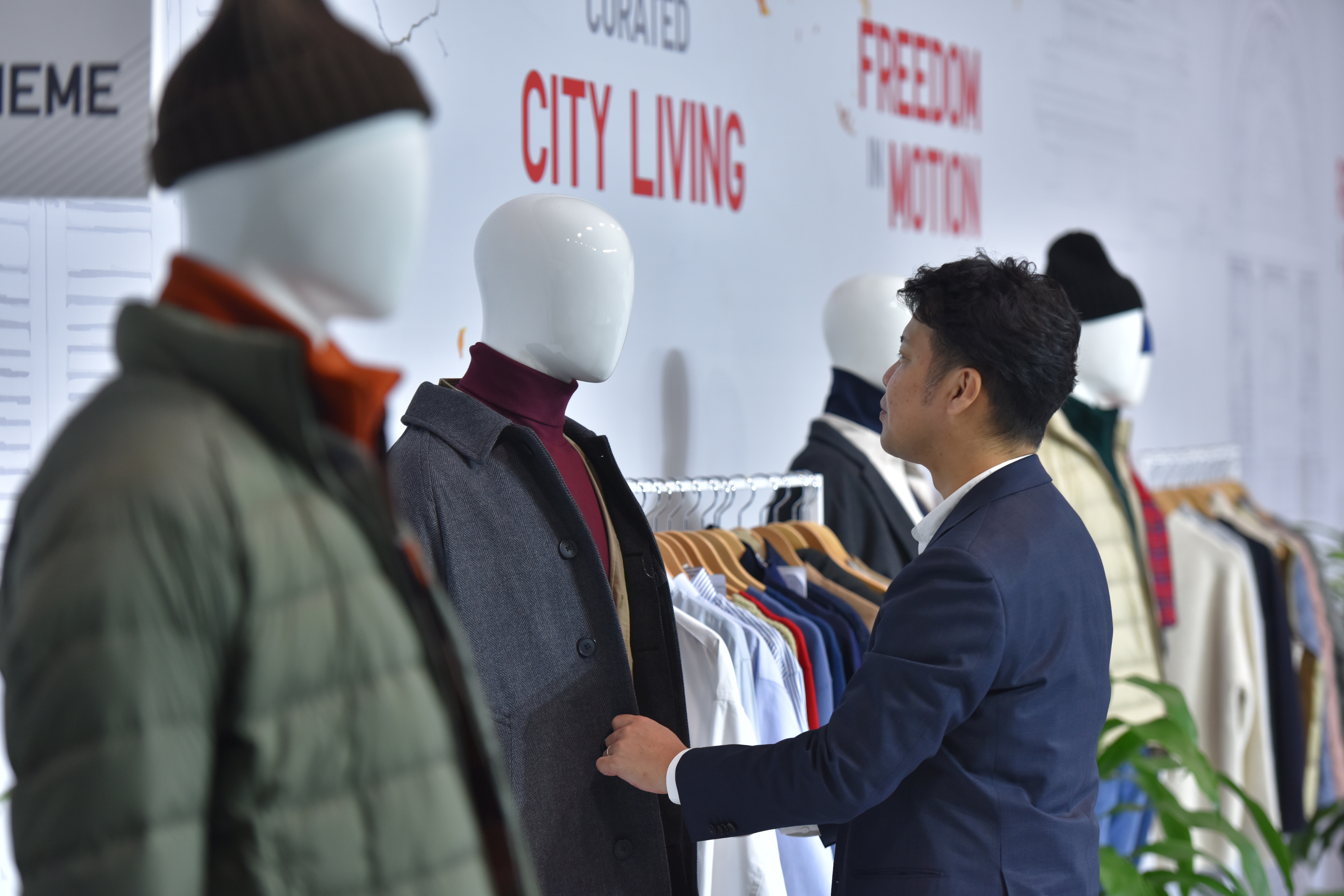 CEO Uniqlo noi ve ke hoach mo rong tai Viet Nam anh 2