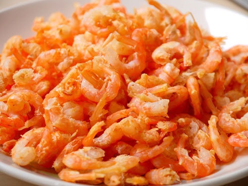 Dem xoai, tom kho... den TP.HCM tim kenh tieu thu hinh anh