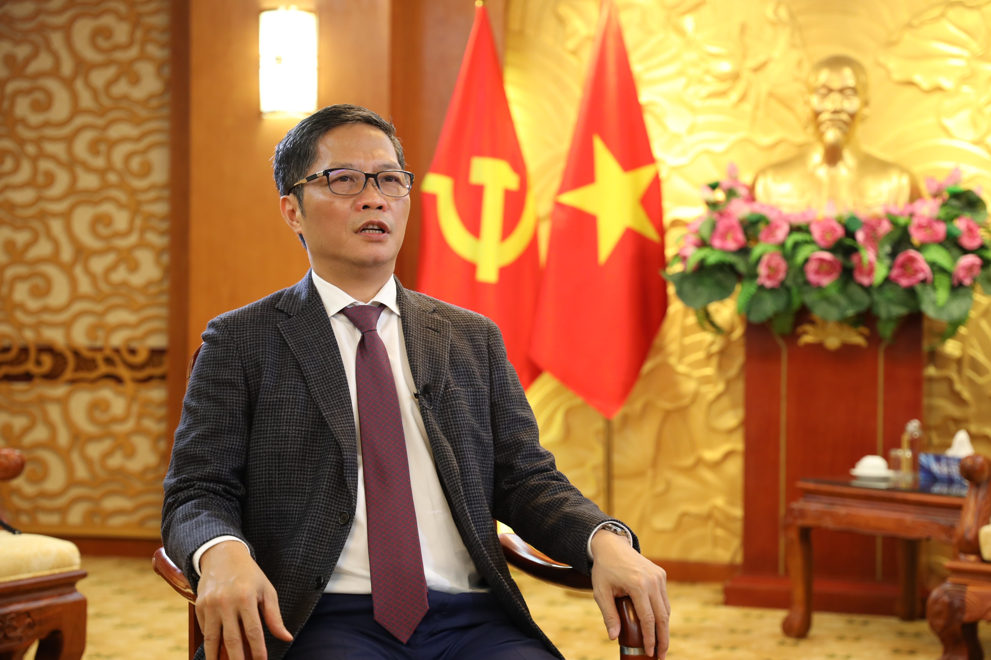 Ong Tran Tuan Anh: Noi ham cua cong nghiep hoa dang thay doi hinh anh