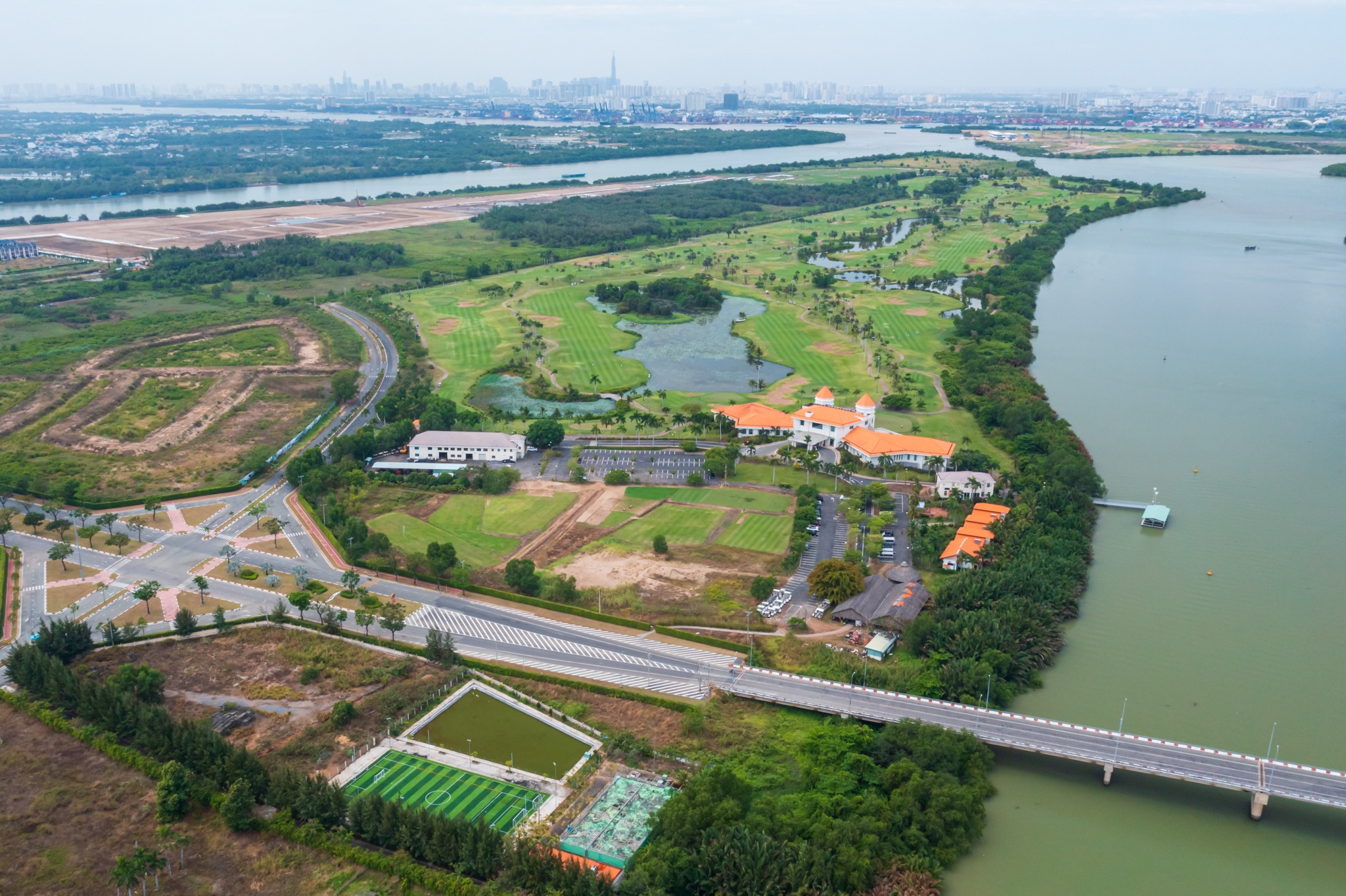 SwanBay doi chu anh 9