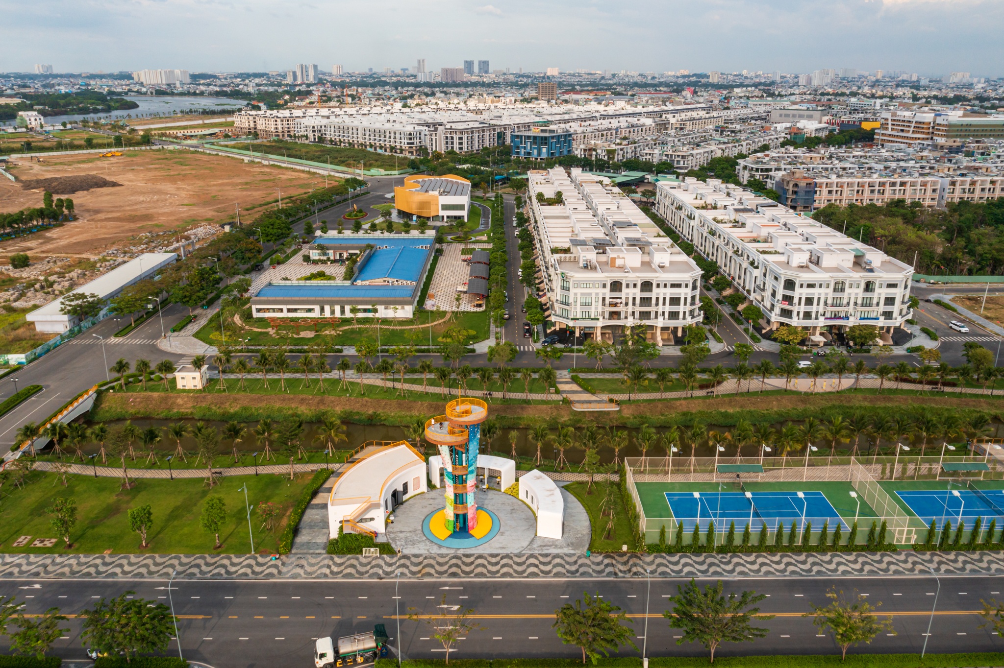 Cong truong cac du an dai do thi o TP.HCM anh 7